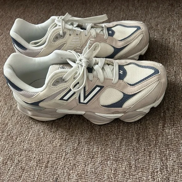 New Balance 9060 - Picture 7 of 8